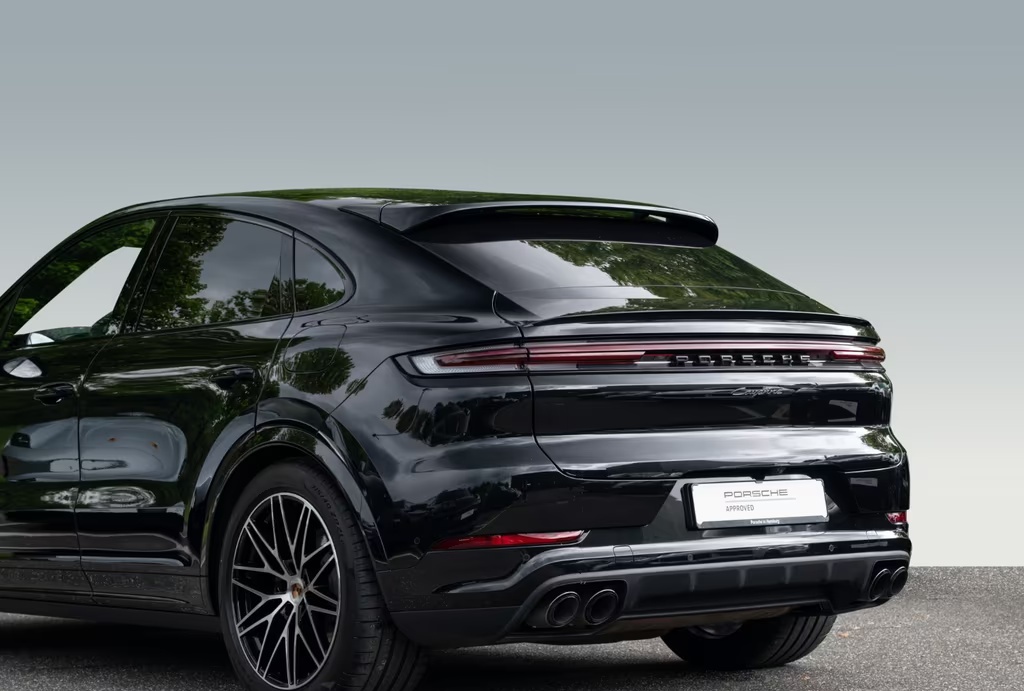 PORSCHE Cayenne Coupé 3.0 V6 470ch E-Hybrid Black Edition